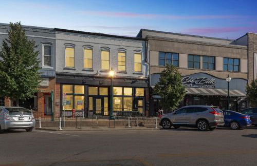 Rustic-Industrial Loft with Courthouse Views apts - Photo 35
