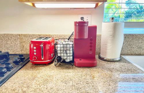 Groovy Getaway Retro Vibes in North Park, SD - Foto 14