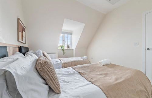 4Bed 3bath Bedford Sleeps 7 Driveway parking for 2 - Foto 6