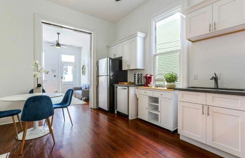 Private 2BR in Uptown by Hosteeva - Foto 6