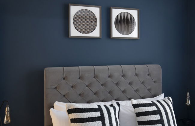 Elliot Oliver - Luxury 2 Bedroom Regency Apartment With Parking & EV Charger - Photo 7