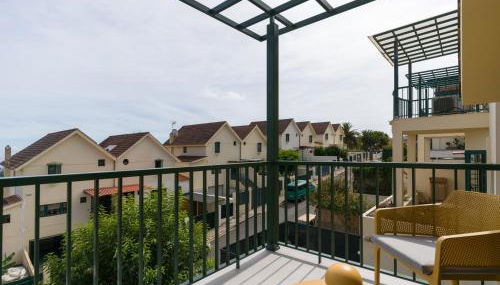 House with cozy garden BBQ and free parking - Foto 5