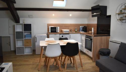 Nid Douillet Rénové - Centre-Ville - WIFI - Smart TV - Gare 8 min - Foto 4