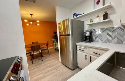 MCM Condo Downtown Palm Springs - Foto 9