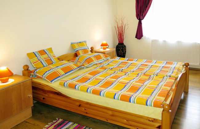 4 bedroom House in Balatonszárszó with private pool and garden - Photo 12