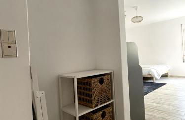 Spacious Studio in Sunny Villa Minutes to Beach - Foto 16