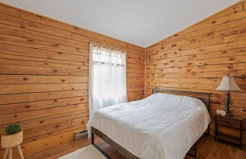 5 min to Lake Chic Cozy Hot Tub - Foto 34