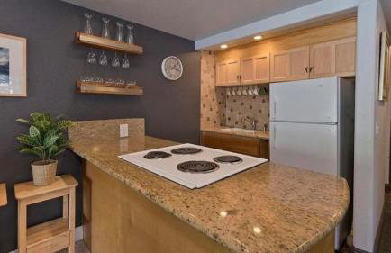 Ski Den - Steps to Mammoth Village! - Foto 23