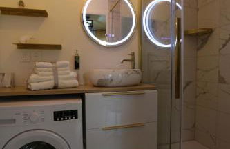 Le Golden-Terrasse & Parking - Photo 12