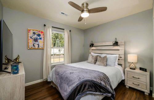 Comfy CDA Family Home with Fire Pit and Huge Yard - Foto 16