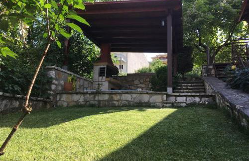 WOODEN HOUSE IN IOANNINA - Foto 43