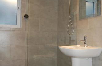 Beautiful, Modern Villa 5 mins walk from the Stunning Bay at Trearddur - Photo 19