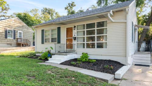 Peaceful Gem HotTub Fenced Yard & Near Downtown - Foto 4