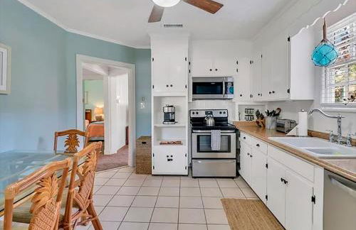 Picturesque Bungalow in Savannah - Foto 21