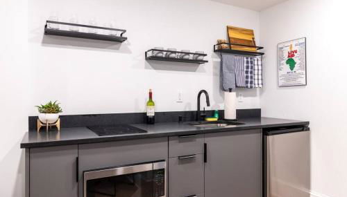 Thena Hotel - Spacious 1 Bedroom - City Center - Foto 5, minibar