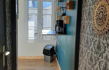 CHARMANT APPARTEMENT CENTRE VILLE LE RONSARD - Foto 9