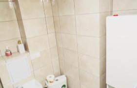 Orange Apartment - Photo 8