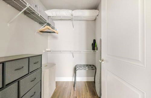 Mid-rise Modern Lux loft In The City - Foto 13