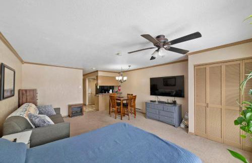 Mountain Getaway and Pool at Brian Head Ski Resort - Foto 6