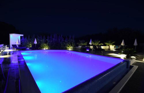 Holiday Luxury Resort Sundance - Photo 50