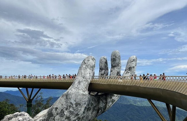 Ba Na Hills und Golden Bridge Tagestour - Foto 4