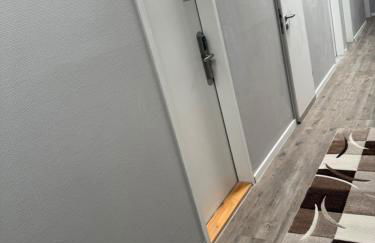 Aparthotel Emilia 24h Check-in, Free Parking and WiFi - Foto 33