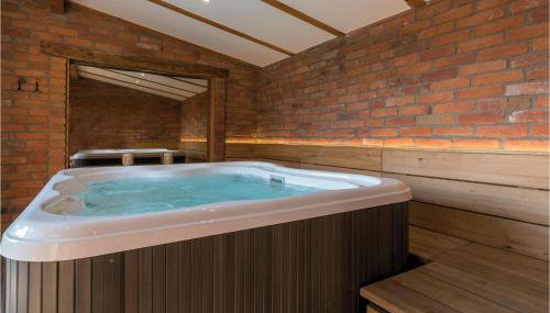 Gorgeous Home In Repusnica With Sauna - Foto 5