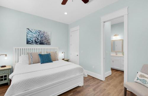 Breeze- New 2 blocks to beach - Sleeps 26 - Pool - Foto 47