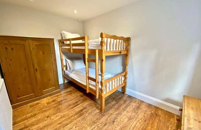 Detached Lakeland Cottage With Private hot tub - Foto 3