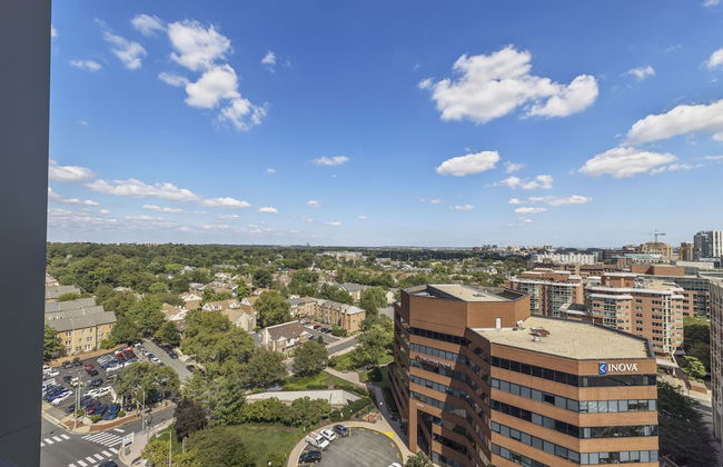 Placemakr Marymount Ballston - Photo 79