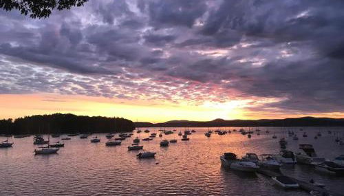 Lakefront Cottage in Colchester - Foto 2