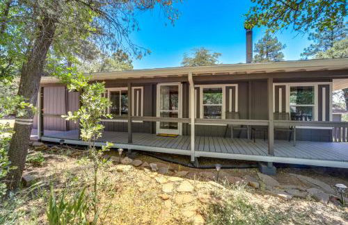 Snowy Peak Views and Cozy Game Nights Pine Home - Foto 24