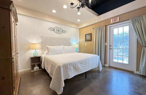 Haven at Hazel Downtown Loft - Photo 15