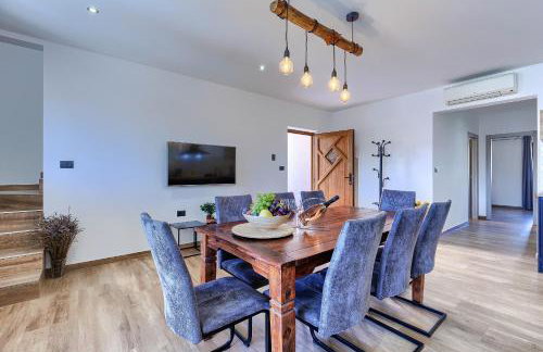 Villa Solis - new private pool villa, 4 bedrooms, near Pula & beaches - Foto 6