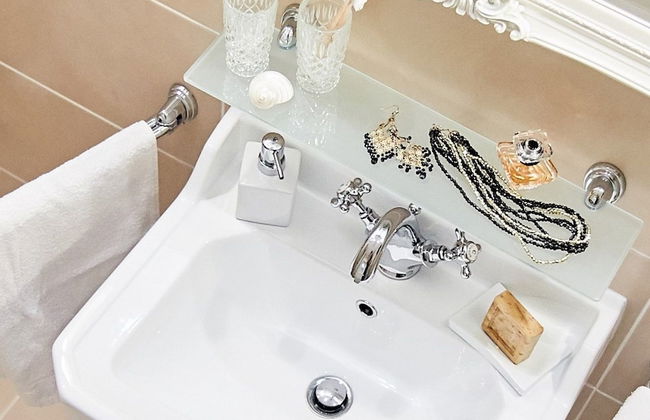 Strohhutmanufaktur - Photo 29