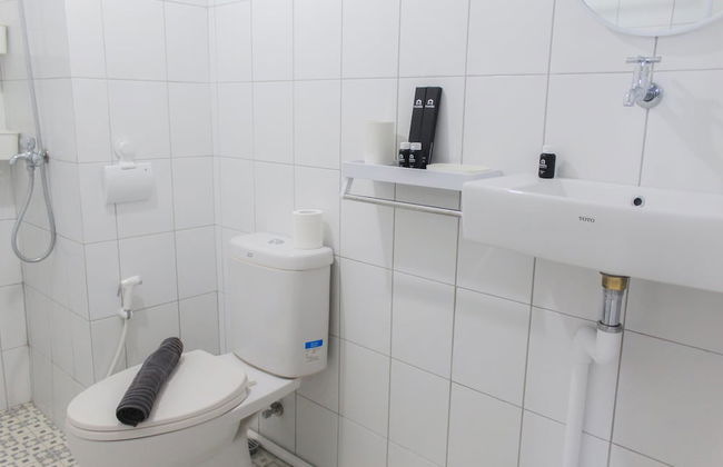 Comfortable 2BR at Emerald Bintaro Apartment - Foto 18