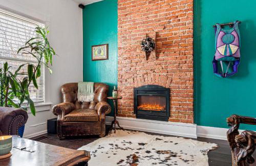 HOT TUB Firepit Pool Table Patio Cozy Downtown Denver - Foto 33