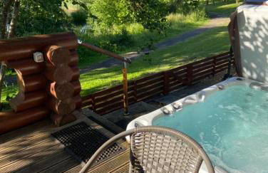 Laura's Lodge Hot Tub Log Cabin, Felmoor Park, Morpeth, Northumberland - Photo 5