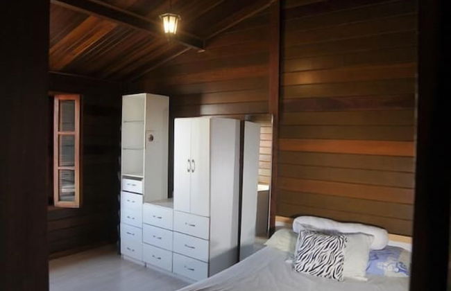 CASA DE MADEIRA - Photo 1