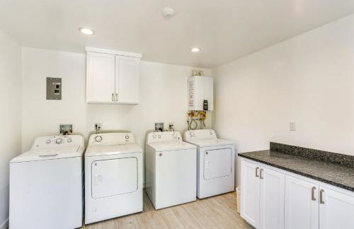 Walk to Park and Aquatic Center Airy Redding Home! - Foto 22