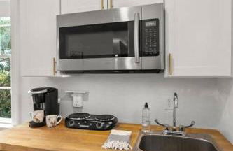 Garden District Studio Apartment - Gated Parking - Foto 8