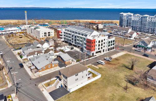 The Seabreeze Haven- Luxury 3BR Coastal Retreat - Near Beach & Free Parking - Foto 34