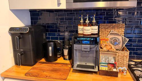 Cozy Cottage Coventry self check-in after 3pm, Pets Friendly - Foto 2