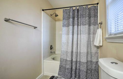 Raleigh Home Near Dining and Shops! - Foto 20