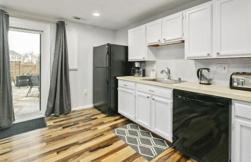 Modern, Office, Fast WiFi, 40 Mins to DC - Foto 12