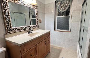 Holyoke House Oasis - Fast Wifi, Spacious, Quiet Neighborhood - Foto 6