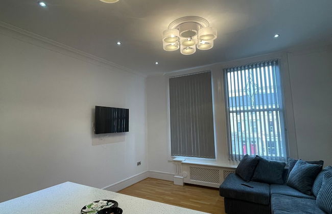 Impeccable 1 Bed Apartment in Wolverhampton - Foto 8