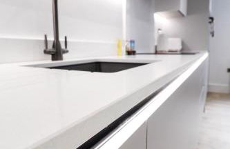 The Wycombe Pad - 2BR Ground Floor Apt with A Private Entrance & Free Secure Underground Parking - Foto 59