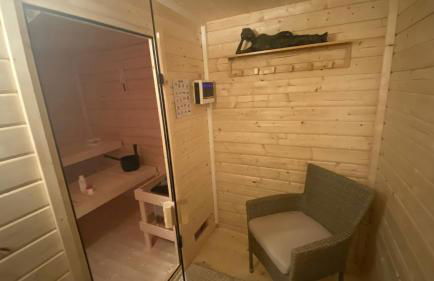 Tiny House mit Sauna am See - Photo 16