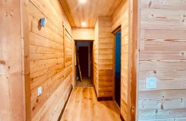 Chalet Alpe d'Huez 1850-Sea and Mountain Pleasure Avec 2 appartements- 1 Appartement 3 Chambres 8 Couchages - 3 Salles d'eau et 1 Appartement 5 Chambres 12 Couchages 5 Salles d'eau - Jacuzzi et Sauna -Pieds des Pistes et Centre - Foto 15